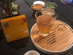-白天鹅宾馆·月兔吧
