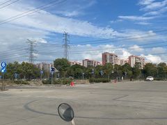 -光明驾校·学车·陪驾(杨浦店)