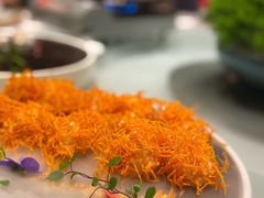 金丝沙律虾球-富淳饭店(陆家嘴保利广场店)