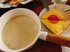 奶油蘑菇汤-么哈MOJAR(北京五道口店)