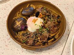 寿喜烧牛肩肉烩意面配温泉蛋-BE BRIGHT KITCHEN(正佳广场店)
