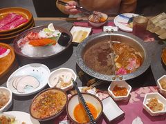 -牛YO寿喜烧·铁板烧和牛火锅自助(市府恒隆店)
