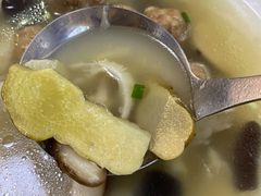 黄精三鲜汤-宜城私房菜.臭鳜鱼(九华新街店)