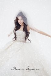 -Renee芮亦婚纱(原丽莎)