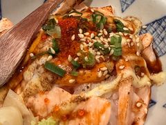 火焰三文鱼熔岩饭-水之惠鲜鱼料理(王府大街店)