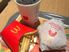 -麦当劳(中山公园龙之梦店)