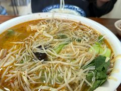 -金家小金碗云南过桥米线