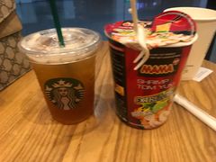 -星巴克(浦东机场T1国际27号口店)
