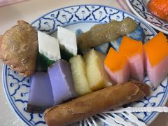 -莫定标娘惹糕点