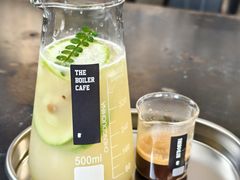 -锅炉咖啡·西餐·音乐酒厂