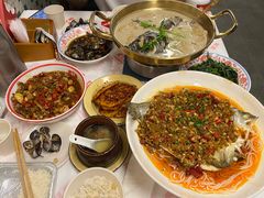 油浸鱼（四代）-堂瓦里·33年传统赣菜(第一街区店)