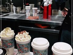 -茶颜悦色(嘉顿一楼吉时赏味游园会店)