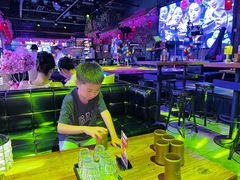 -喜鹊音乐酒馆(西街店)
