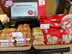 -85度C(生甜甜圈研究工坊·上海松江人民北路店)