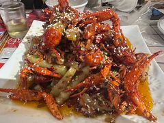 -李双猪·小龙虾·烧烤·羊肉煲(乐山店)
