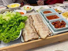 -韩香福烤肉庄园(荣成店)