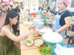 -瓦洛洛传统市场
