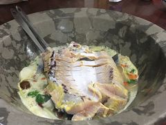 -姚记抚仙湖石锅鱼庄