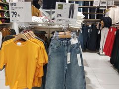 -优衣库(南京建邺万达广场店)