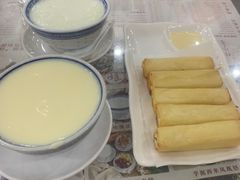 -周大娘牛乳(旧寨古村总店)
