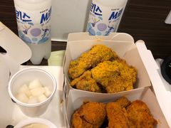 -BHC炸鸡(明洞总店)