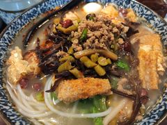 -螺世纪螺蛳粉·桂味小排档(裕德店)