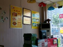 -董姑娘黄焖鸡米饭(辉县店)