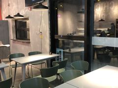 大堂-chicken plus韩国炸鸡(城阳店)