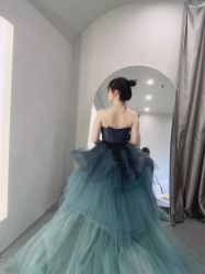 -艾米丽婚纱礼服