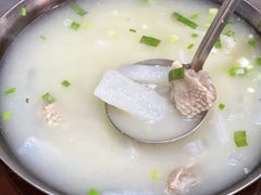 -余杨鸭鸭餐厅