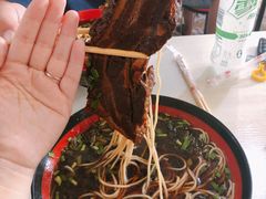-小龙大肉面馆