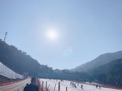 -大别山南武当滑雪场