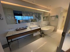 -郑州建业艾美酒店