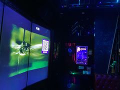 -萧邦音乐会所KTV(向西店)
