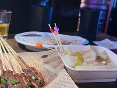 -UP嘻哈酒吧(粉巢店)