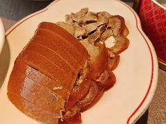 香酥烤鸭-秀儿四九城·新京菜(亚运村鸟巢店)