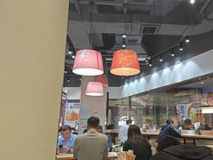 -魔都三兄弟酸辣粉·蘸卤炸串(虹桥万科店)