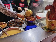 -黑色经典臭豆腐·湖南特产(步行街店)