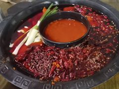 -黄潇洒老火锅(九眼桥宏济巷店)