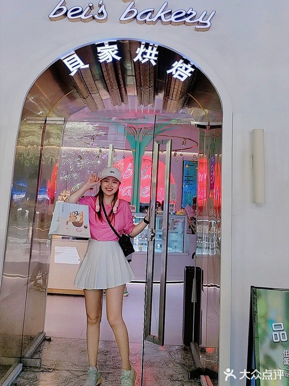 💕广州CBD里的粉嫩少女心下午茶烘焙店[糖果]