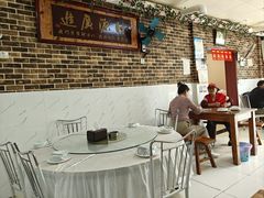 -芊城人家酸菜鱼馆(百水芊城怡水坊店)