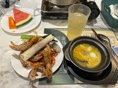 -金马门国际美食百汇(珞喻路店)