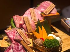 -山川小町·极番烧肉(新地假日广场店)