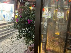 -桥边小楼·手工云南菜·古城观景小楼