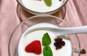 Qin People's Old Yogurt