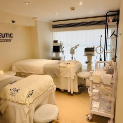 -JNK皮肤管理中心