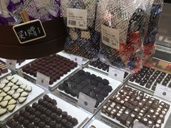 -VENCHI 闻绮(上海佛罗伦萨小镇店)