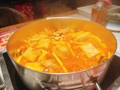 -尚尚仙·酸汤猪手·猪肚鸡火锅(华联万柳购物中心店)