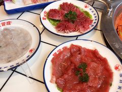 -喜悦小串丹东小黄牛海鲜烧烤大排档(民主广场店)
