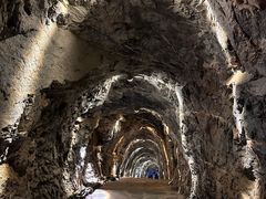 -八奇洞景区